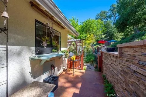Exterior - 11625 Cenegal, Atascadero, CA 93422 photo 5 of 25