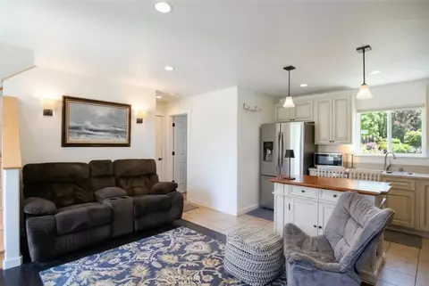 Living - 350 Java, Morro Bay, CA 93442 photo 2 of 2