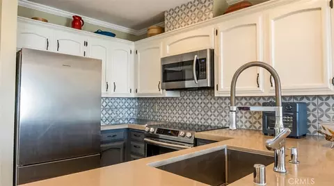 Kitchen - 561 Lucerne, Cayucos, CA 93430 photo 2 of 2