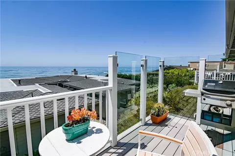 Exterior - 561 Lucerne, Cayucos, CA 93430 photo 2 of 6