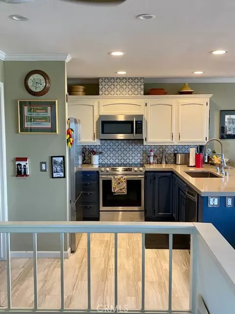 Kitchen - 561 Lucerne, Cayucos, CA 93430 photo 2 of 2