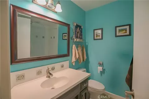 Bath - 561 Lucerne, Cayucos, CA 93430 photo 2 of 3