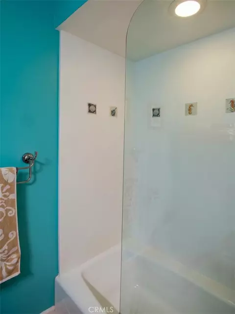 Bath - 561 Lucerne, Cayucos, CA 93430 photo 4 of 4