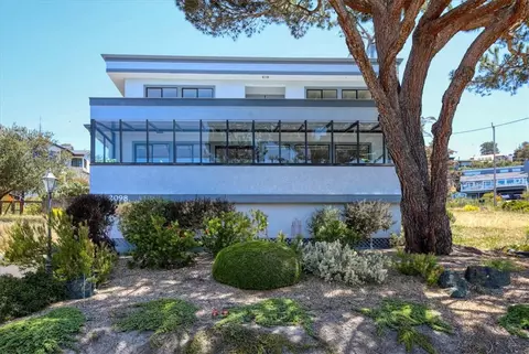 2098 Oxford Ave, Cambria, CA 93428