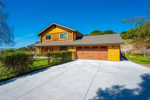 1665 Corbett Highlands Pl, Arroyo Grande, CA 93420