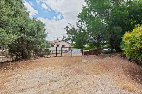 Exterior - 1931 Wild Rice, Paso Robles, CA 93446 photo 8 of 11