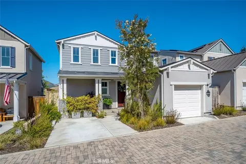 106 Earthwood Ln, San Luis Obispo, CA 93401
