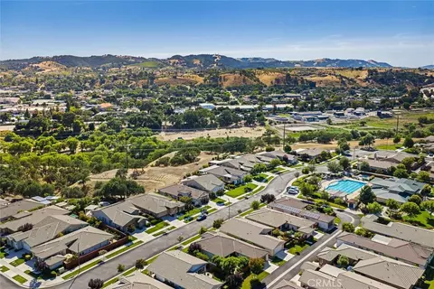 View/Area - 2659 Traditions, Paso Robles, CA 93446 photo 3 of 9
