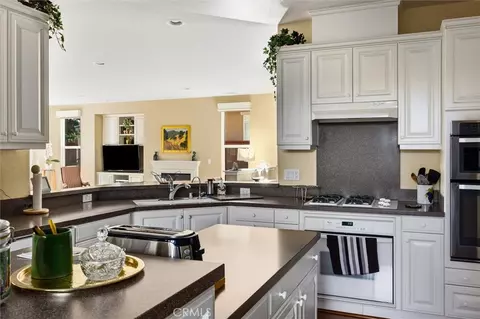 Kitchen - 2659 Traditions, Paso Robles, CA 93446 photo 3 of 9