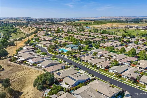 View/Area - 2659 Traditions, Paso Robles, CA 93446 photo 2 of 9