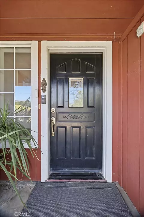 Entry Way - 30745 Dorsey Dr, Exeter, CA 93221 photo 1 of 4
