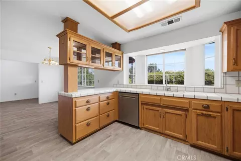 Kitchen - 30745 Dorsey Dr, Exeter, CA 93221 photo 7 of 7