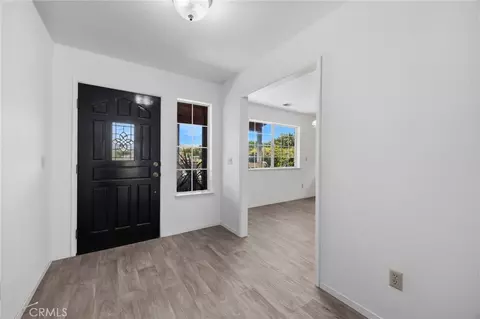 Entry Way - 30745 Dorsey Dr, Exeter, CA 93221 photo 3 of 4