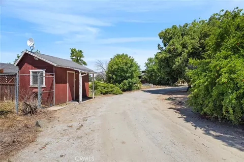 Exterior - 30745 Dorsey Dr, Exeter, CA 93221 photo 10 of 12