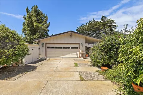 Exterior - 2991 Juniper, Morro Bay, CA 93442 photo 2 of 12
