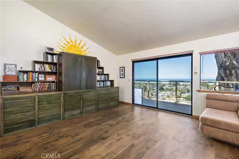 Living - 2991 Juniper, Morro Bay, CA 93442 photo 3 of 6