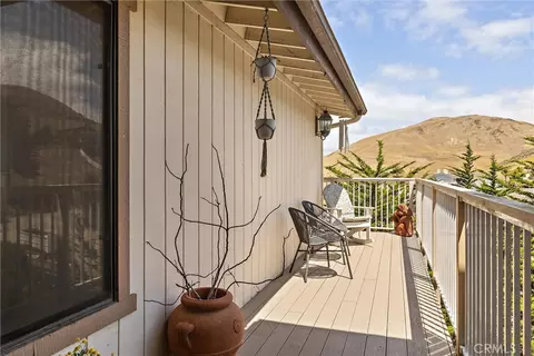 Exterior - 2991 Juniper, Morro Bay, CA 93442 photo 4 of 12
