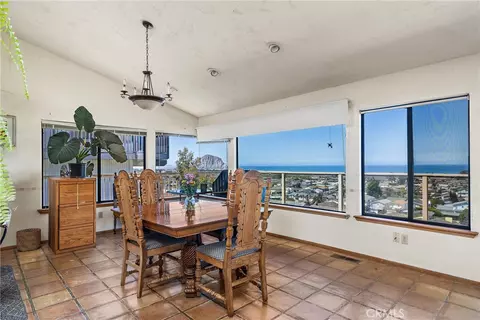 Dining - 2991 Juniper, Morro Bay, CA 93442 photo 1 of 2