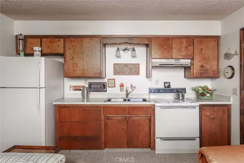 Kitchen - 487 Estero, Morro Bay, CA 93442 photo 2 of 3