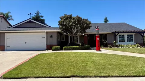 1062 Camelot Dr, Santa Maria, CA 93455
