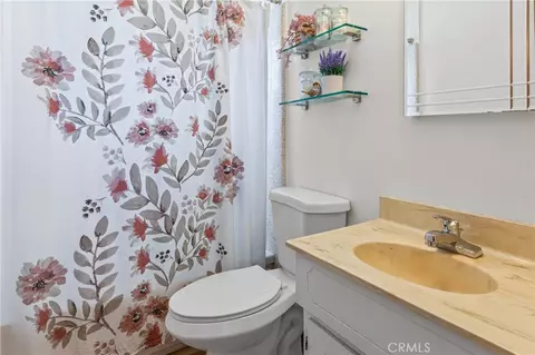 Bath - 1108 N Jasmine St, Lompoc, CA 93436 photo 2 of 2