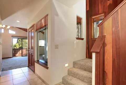 Entry Way - 2550 Emerson Rd, Cambria, CA 93428 photo 2 of 4