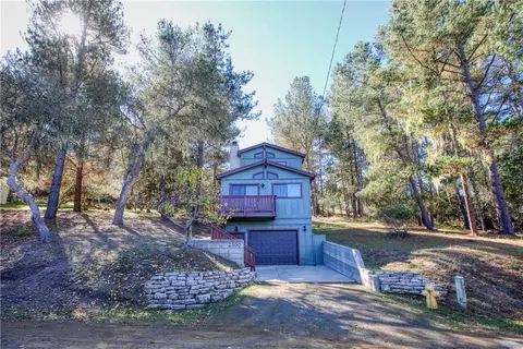 Exterior - 2550 Emerson Rd, Cambria, CA 93428 photo 3 of 13