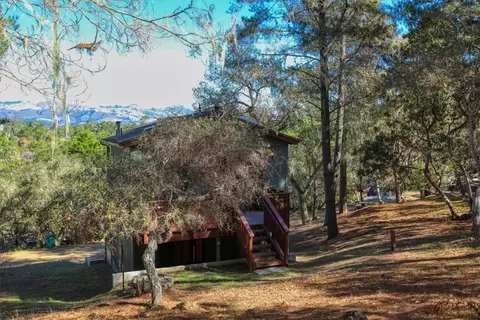 Exterior - 2550 Emerson Rd, Cambria, CA 93428 photo 11 of 13