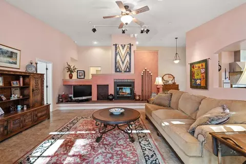 Living - 9905 Corriente, Atascadero, CA 93422 photo 4 of 4