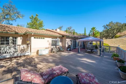 Exterior - 9905 Corriente, Atascadero, CA 93422 photo 8 of 16