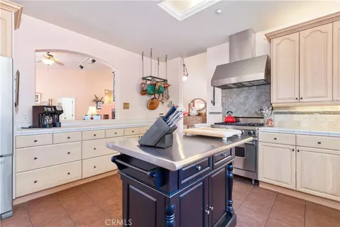 Kitchen - 9905 Corriente, Atascadero, CA 93422 photo 4 of 8