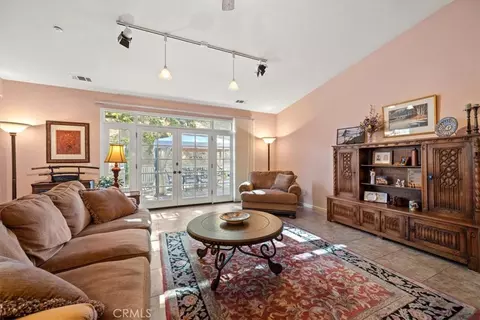 Living - 9905 Corriente, Atascadero, CA 93422 photo 2 of 4