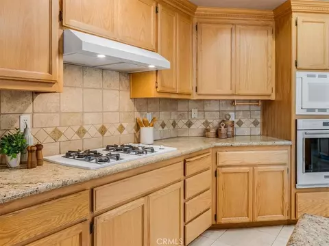 Kitchen - 3200 Rancho Viejo, Atascadero, CA 93422 photo 7 of 7