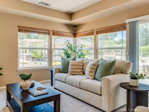 Living - 3200 Rancho Viejo, Atascadero, CA 93422 photo 5 of 10