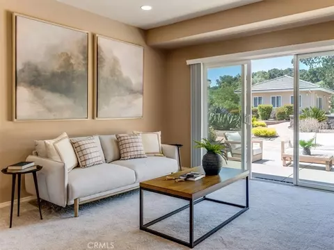 Living - 3200 Rancho Viejo, Atascadero, CA 93422 photo 2 of 10