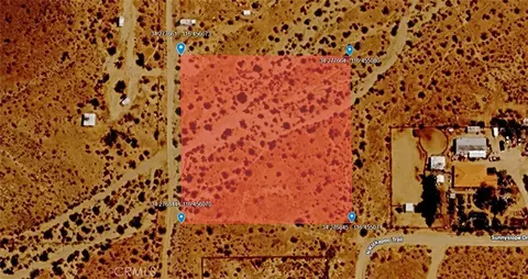 1530 N Jemez Trl, Landers, CA 92285 photo 5