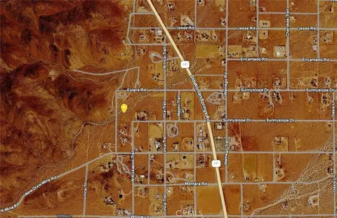 1530 N Jemez Trl, Landers, CA 92285 photo 7