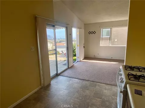 Living - 479 Orcas, Morro Bay, CA 93442 photo 3 of 3
