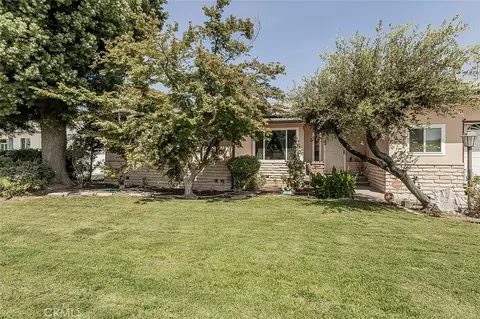 Exterior - 500 W Sample Ave, Fresno, CA 93704 photo 3 of 10