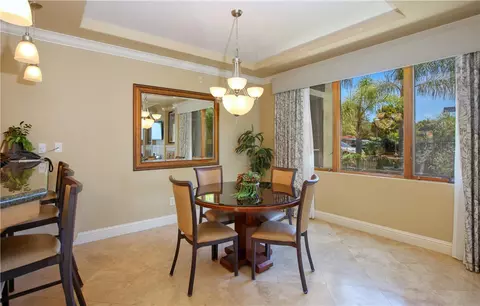 Dining - 2727 Shell Beach Rd #222, Pismo Beach, CA 93449 photo 1 of 5