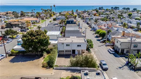 111 Boeker Ave, Pismo Beach, CA 93449
