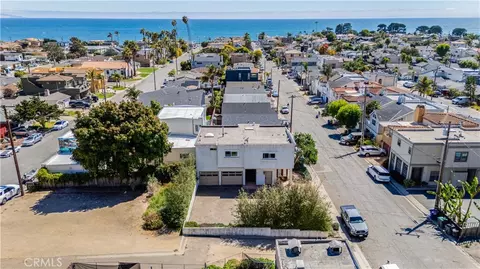 111 Boeker Ave, Pismo Beach, CA 93449
