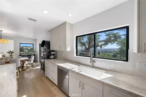 Kitchen - 34 Terrace Hill Dr, Paso Robles, CA 93446 photo 5 of 7