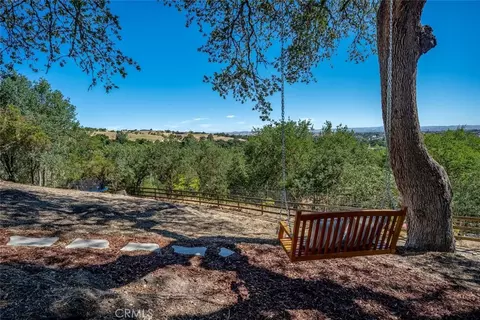 Exterior - 34 Terrace Hill Dr, Paso Robles, CA 93446 photo 9 of 18