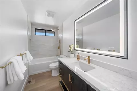 Bath - 34 Terrace Hill Dr, Paso Robles, CA 93446 photo 5 of 6