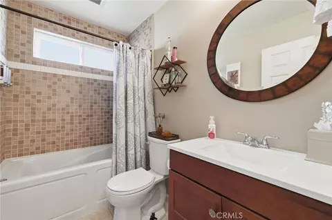 Bath - 1016 Pamela Ct, Paso Robles, CA 93446 photo 2 of 2