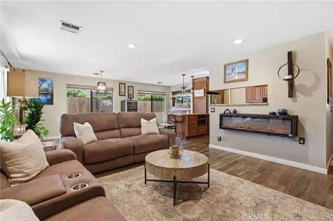 Living - 1016 Pamela Ct, Paso Robles, CA 93446 photo 1 of 2