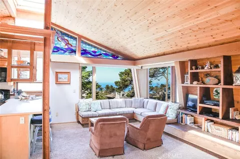 Living - 492 Dorset St, Cambria, CA 93428 photo 1 of 1