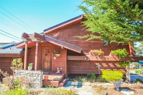 492 Dorset St, Cambria, CA 93428