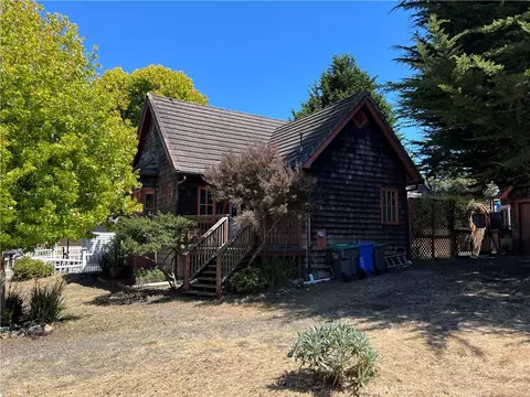 2936 Burton Dr, Cambria, CA 93428
